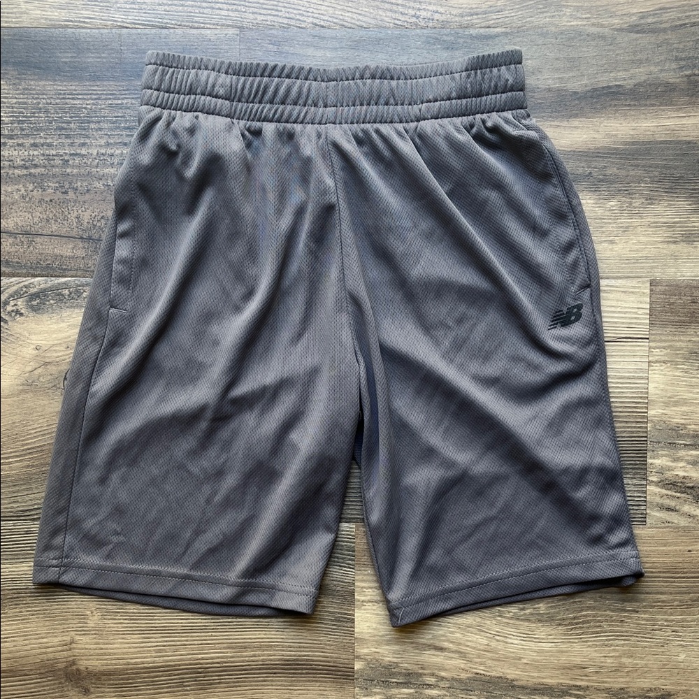 New Balance Gray Mesh Athletic Shorts Medium